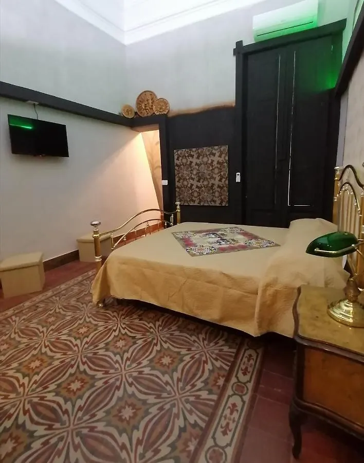 Guest house L'Antico Palazzo Rooms Catania Italy